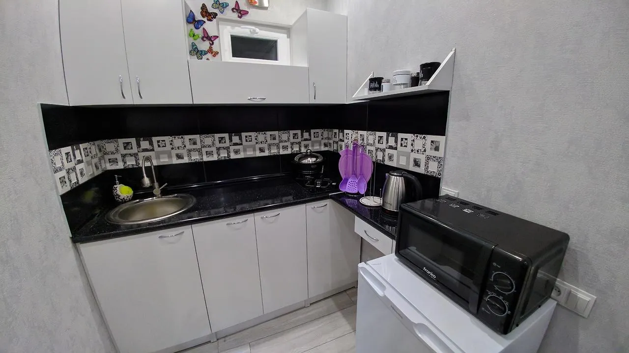 L&S Apartment At Old Tbilisi